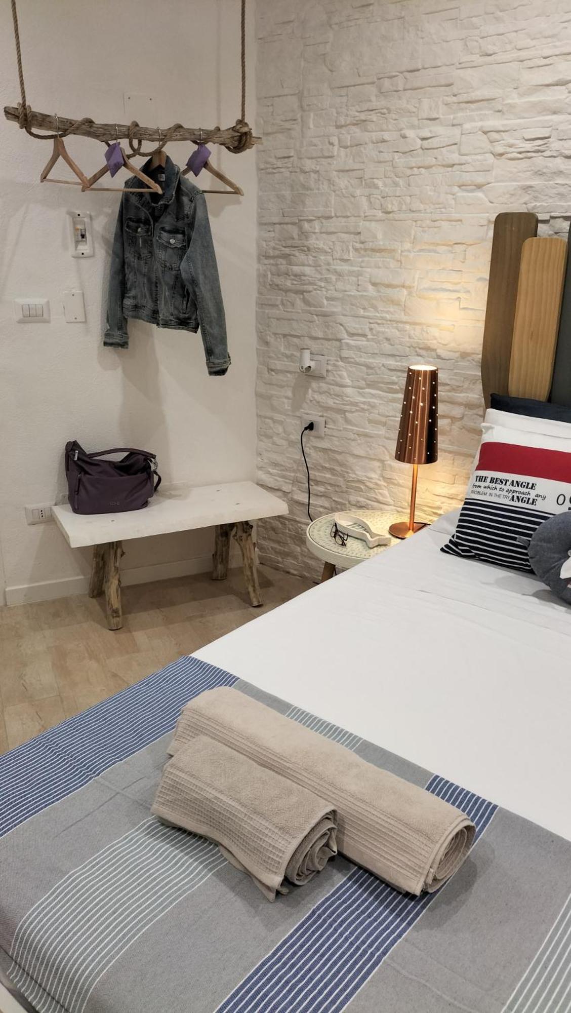 Il Pesciolino Coraggioso Apartment Bari Exterior foto